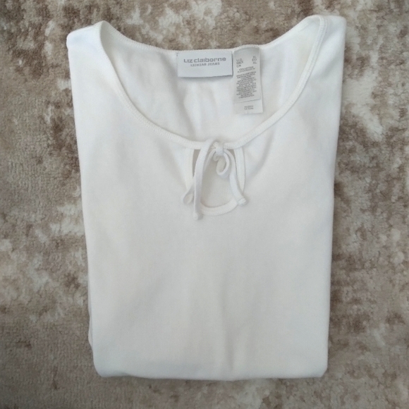 Liz Claiborne Tops - Liz Clairborne tank top